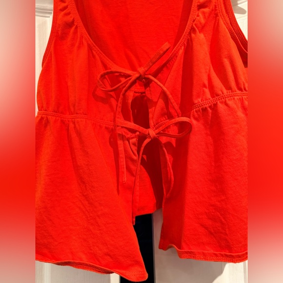 Sunday Best Cotton Whisk Cannoli Sleeveless Tie-Front Top - Picture 3 of 5